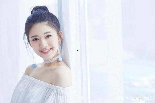 赵露思否认整容 美丽的标价,美丽无价，她用实力证明自然之美